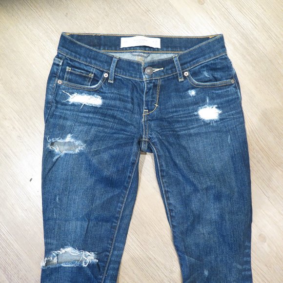 Abercromie and Fitch Skinny Jeans Distressed - Picture 6 of 14